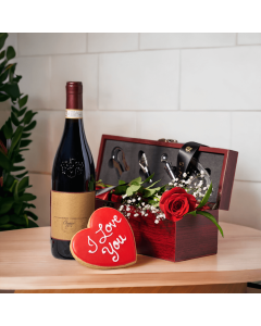 "Love Reigns Supreme" Wine Gift Box